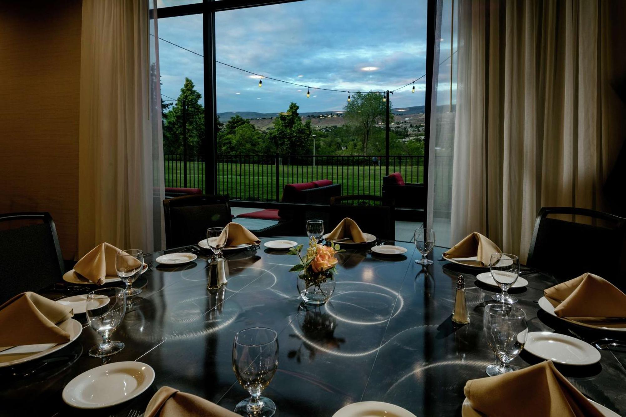 Hilton Garden Inn Wenatchee, Wa Экстерьер фото